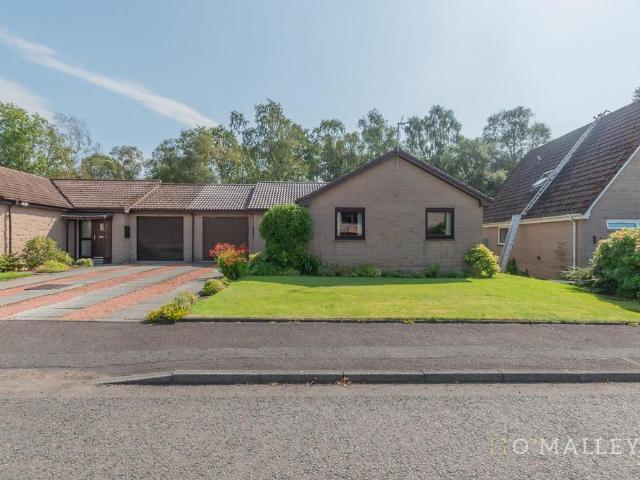 Bungalow for sale in Dollar, Scotland