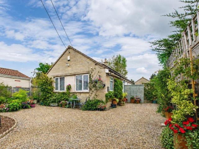 Bungalow for sale in Compton Dundon