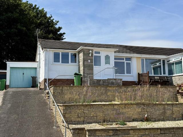 Bungalow for sale in Watergate, Devon