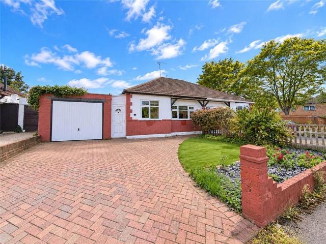 Bungalow for sale in St Paul's Cray, Greater London