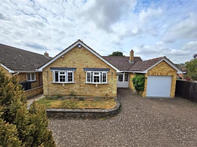 Bungalow for sale in Chipping Hill, Essex