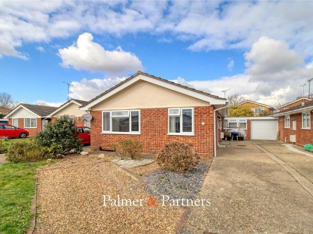 Bungalow for sale in Burnham-on-Crouch, Maldon