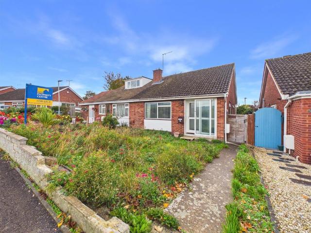 Bungalow for sale in Kingsditch, Cheltenham