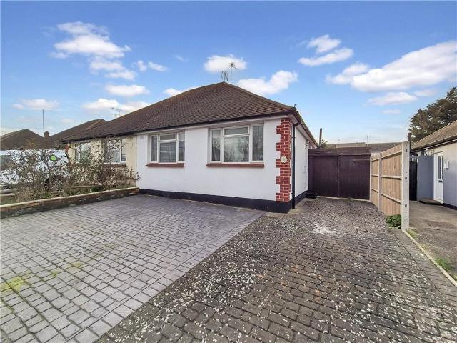 Bungalow for sale in St Paul's Cray, Greater London