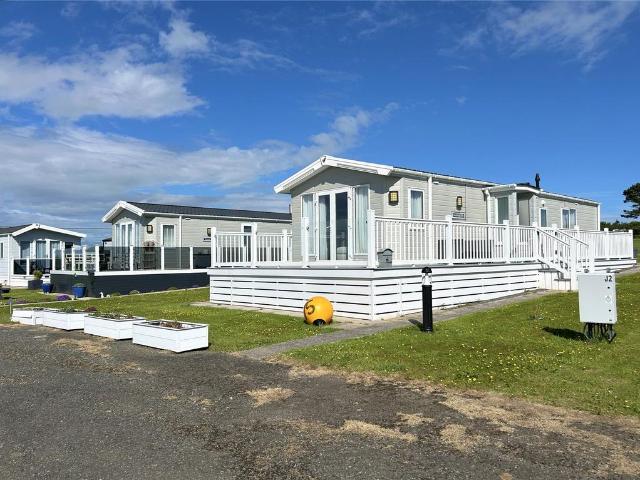 Bungalow for sale in Brawdy, Wales