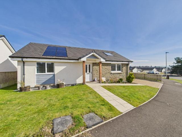 Bungalow for sale in Alyth