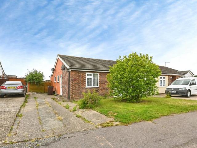 Bungalow for sale in Weeley, Dale Hill