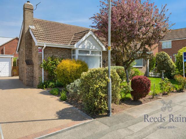 Bungalow for sale in Thorpe Willoughby