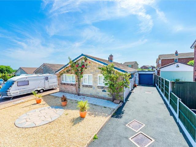 Bungalow for sale in Stirchley, Telford