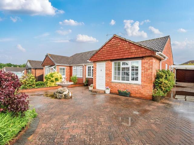Bungalow for sale in Fareham, Hampshire