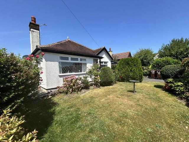 Bungalow for sale in Conwy, Wales