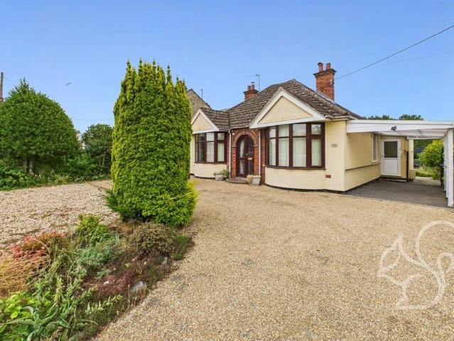 Bungalow for sale in Chelmondiston, Suffolk
