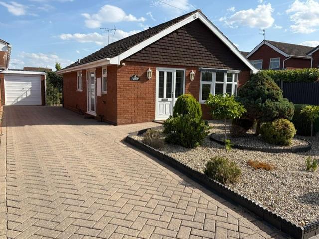 Bungalow for sale in Lickhill, Wyre Forest