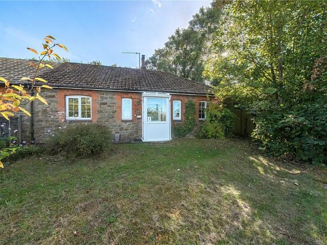 Bungalow for sale in St Margarets, Marlborough