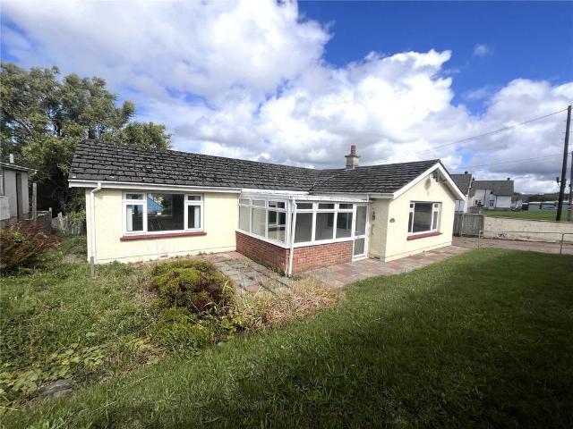 Bungalow for sale in Monkton, Pembroke