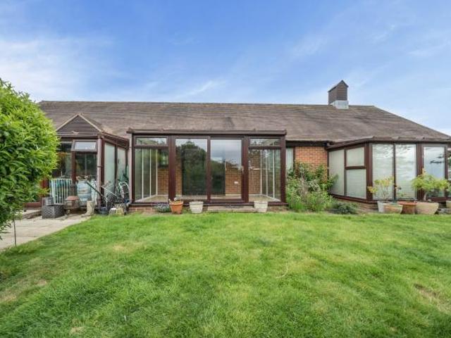 Bungalow for sale in Dromore, Oxfordshire