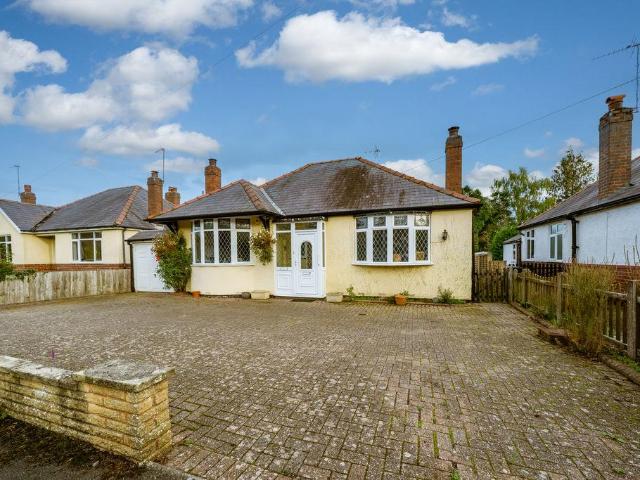 Bungalow for sale in Hagley, Bromsgrove