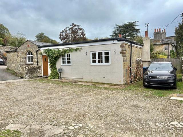 House for sale in Slaugham, Perryfields