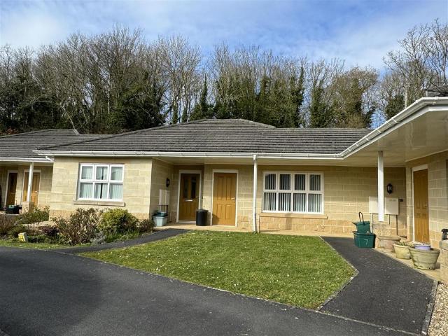 Bungalow for sale in Brandis Corner, Devon