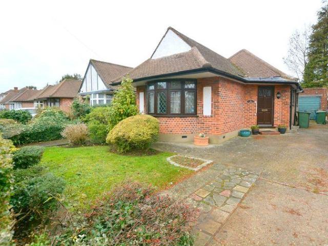Bungalow for sale in Lane, Greater London