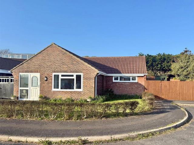 Bungalow for sale in Milford-on-Sea, Ashurst Bridge