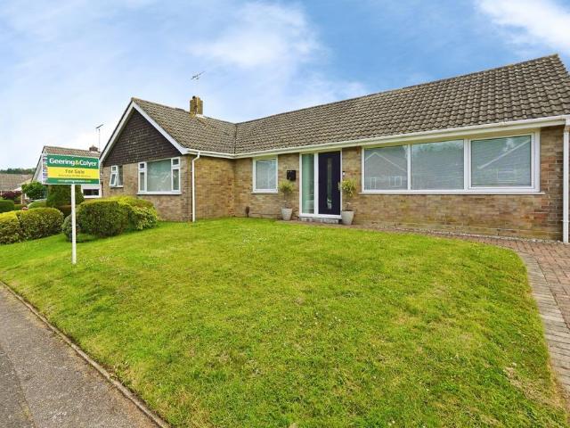 Bungalow for sale in Ash, Kent