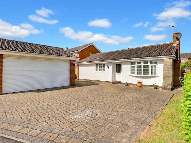 Bungalow for sale in Gedling