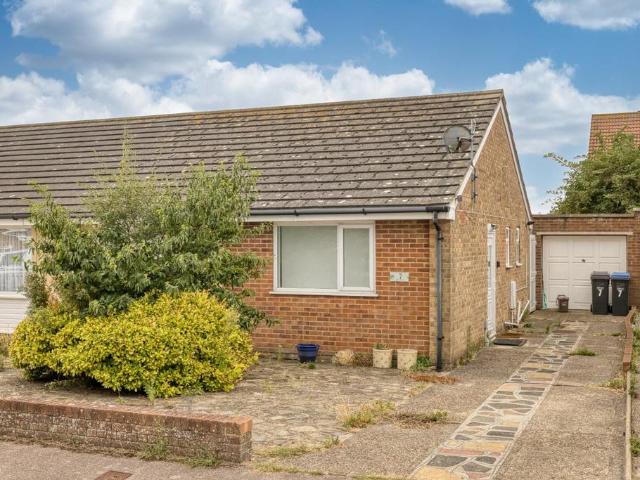Bungalow for sale in Chilton, Acol