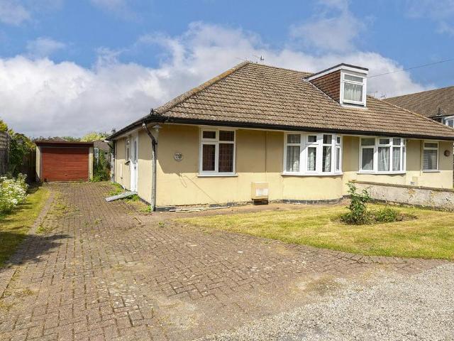 Bungalow for sale in Sandown Park, Kent