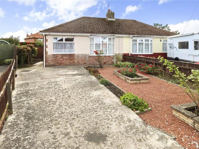 Bungalow for sale in New York, Monkseaton