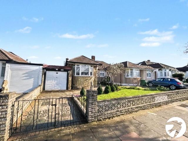 Bungalow for sale in Albany Park, Greater London