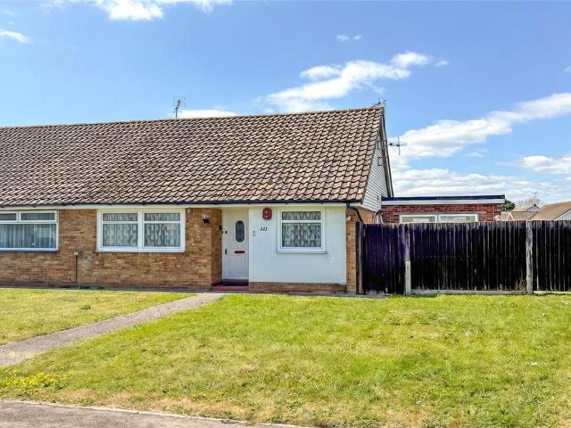 Bungalow for sale in Toddington, Clapham