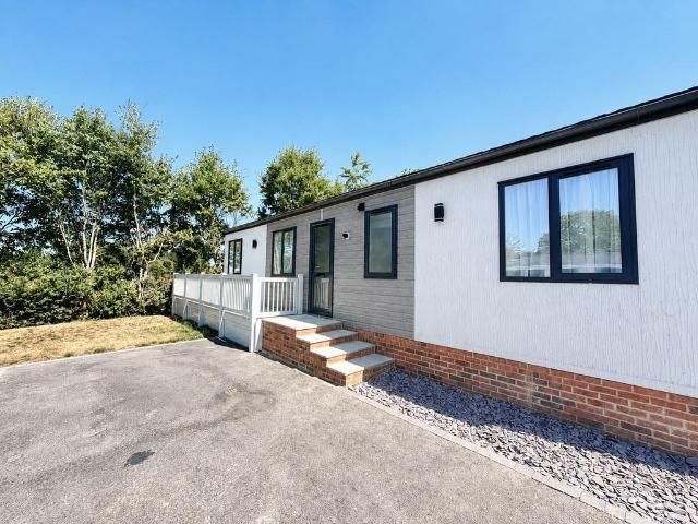 Bungalow for sale in Wrotham, Bourne Vale