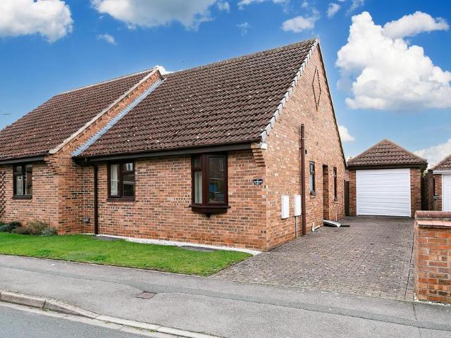 Bungalow for sale in Pocklington, Hull and East Yorkshire