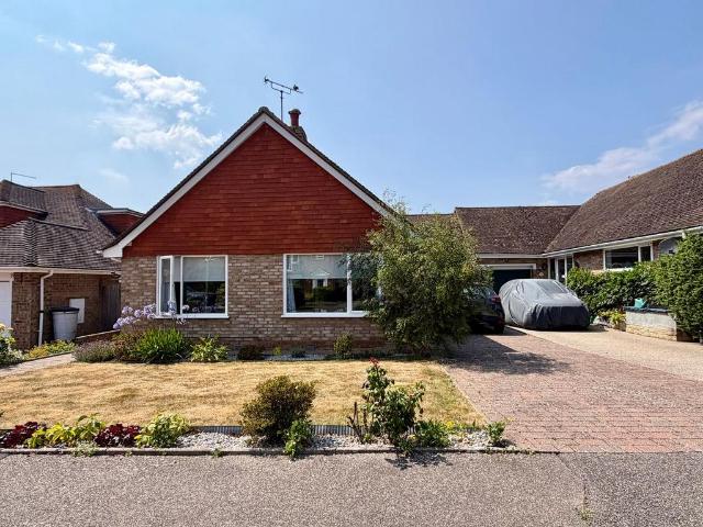 Bungalow for sale in Little Common, Heathlands