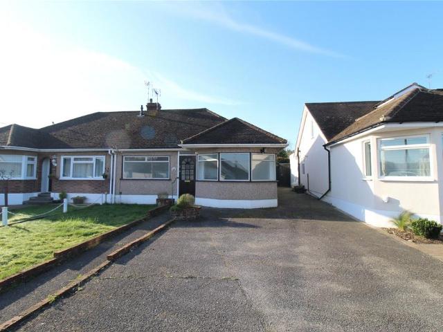 Bungalow for sale in Ashingdon, Barling