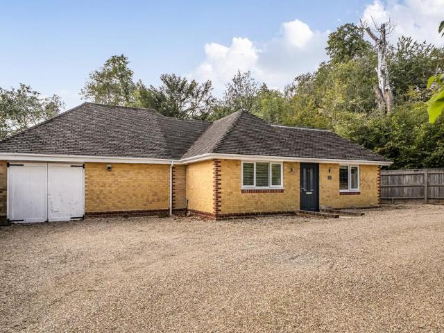 Bungalow for sale in Berrick Salome, Oxfordshire