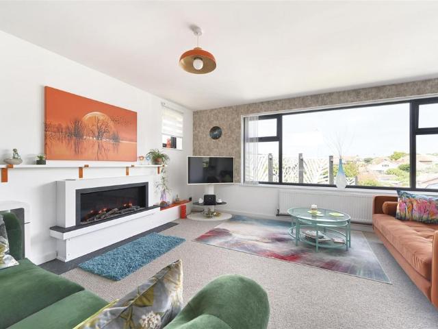 Bungalow for sale in Old Town, Heathlands