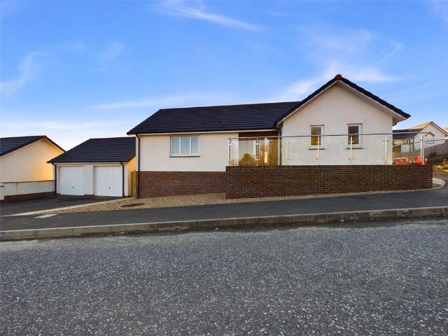 Bungalow for sale in Brandis Corner, Devon