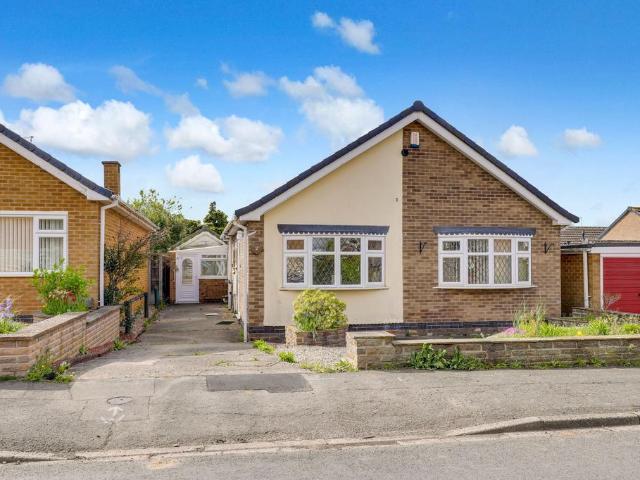 Bungalow for sale in Plumtree Park, Barton In Fabis