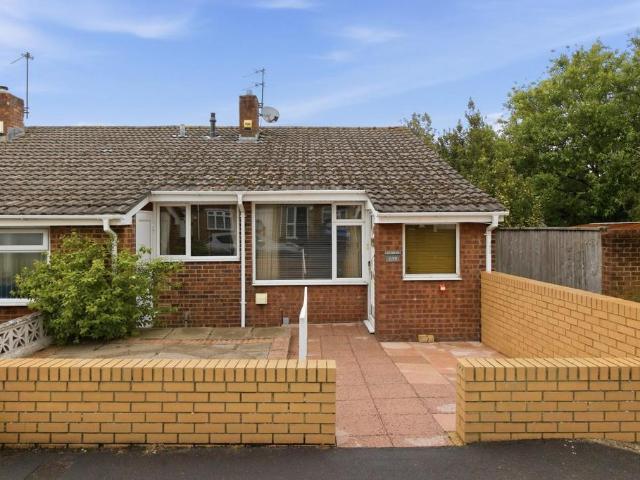Bungalow for sale in Feckenham, City Of Bristol