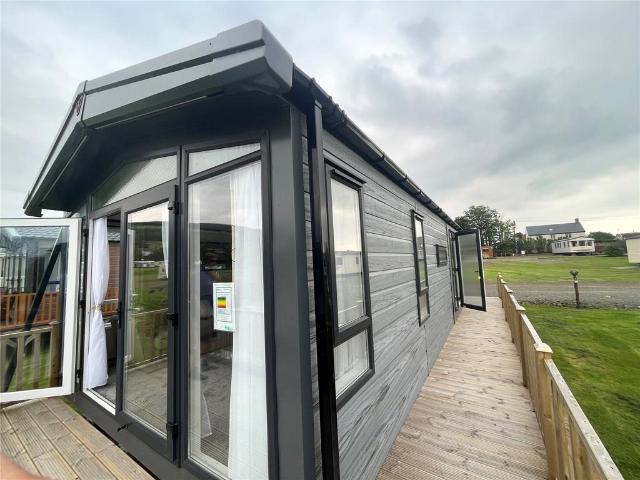 Bungalow for sale in Rosebush, Wales