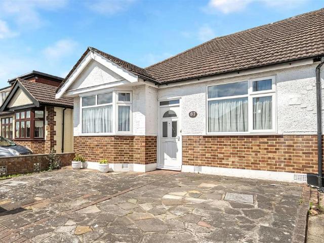 Bungalow for sale in Chadwell Heath, Greater London