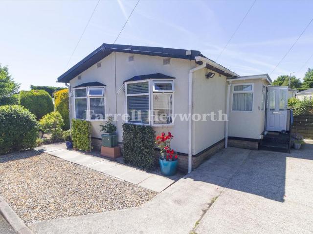 Bungalow for sale in Middleton, Bare