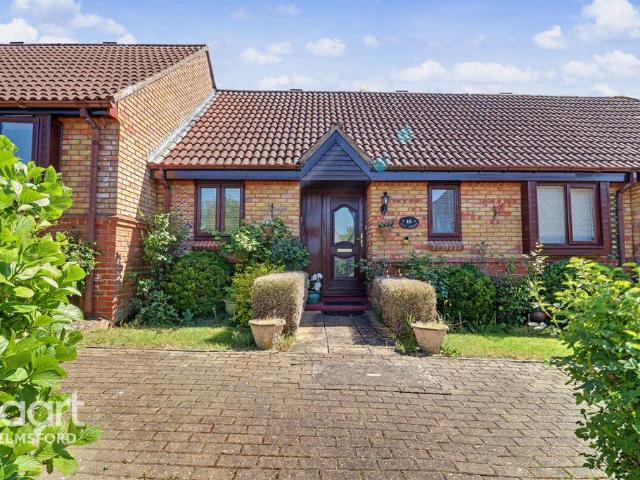 Bungalow for sale in Howe Green, Chelmsford