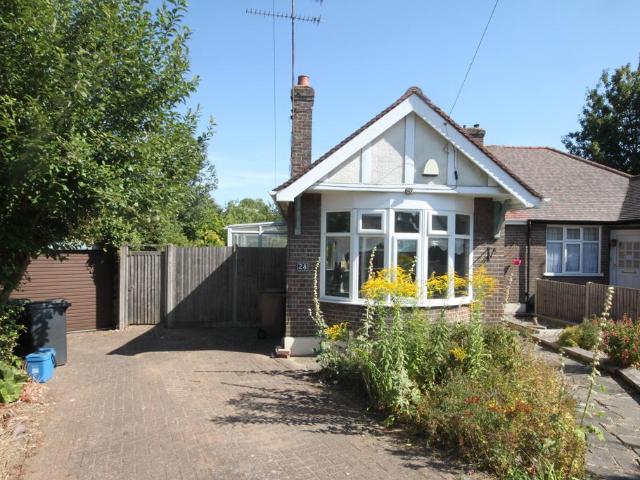 Bungalow for sale in Leagrave, Luton