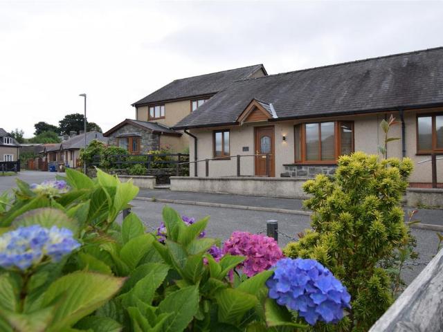 Bungalow for sale in Ffestiniog