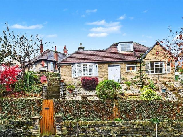 Bungalow for sale in Huddersfield, West Yorkshire