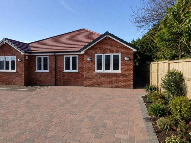 Bungalow for sale in Westcourt, Hamerton