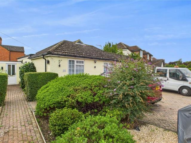 Bungalow for sale in West End, Heol-las